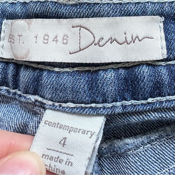 CATO Woman’s Size 4 Blue Embellished Pockets Low Rise Denim - Picture 6 of 6